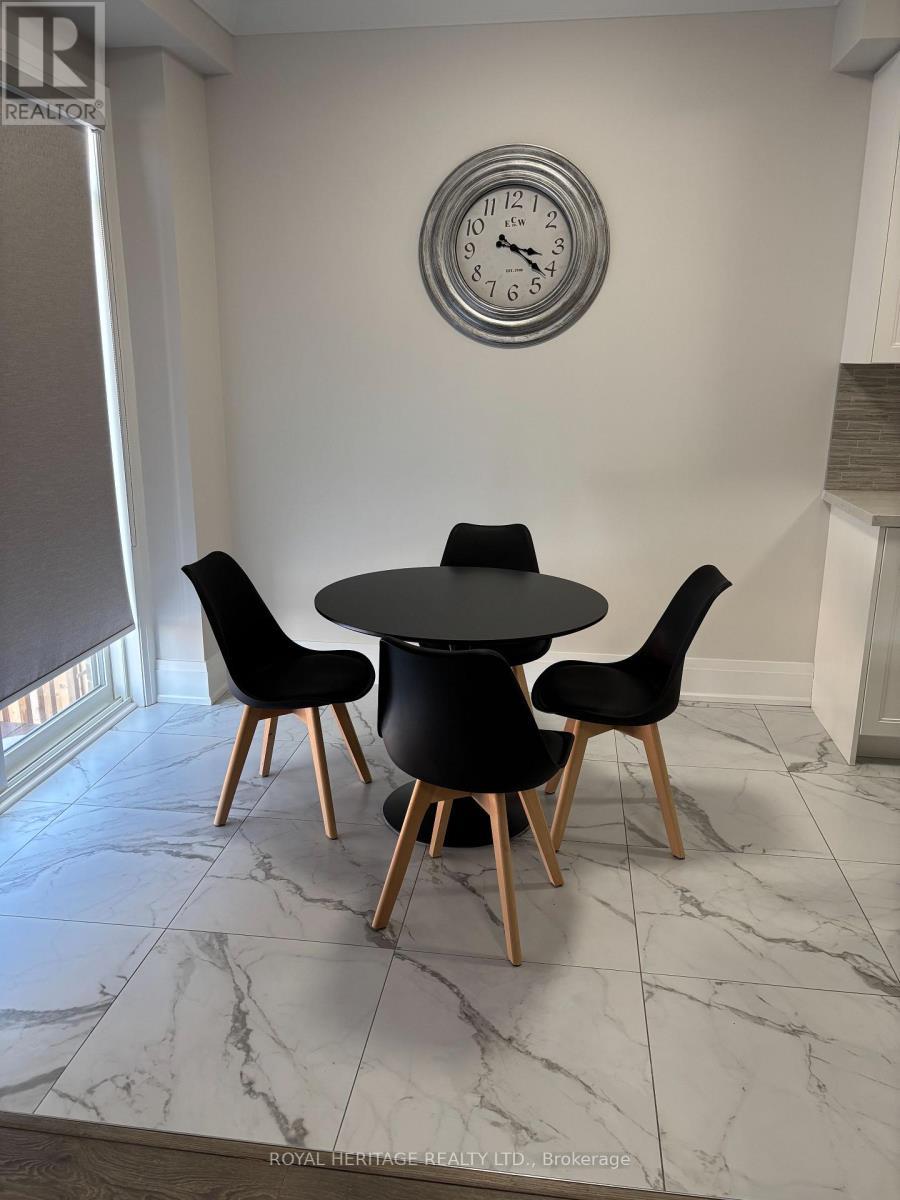 65 Conarty Crescent E, Whitby, ON - Indoor