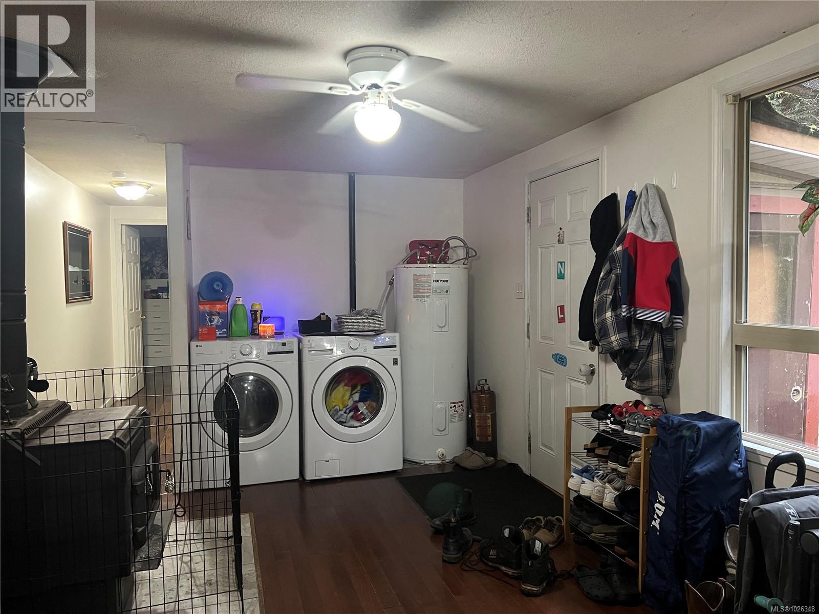 997 Cedar Rd, Nanaimo, BC