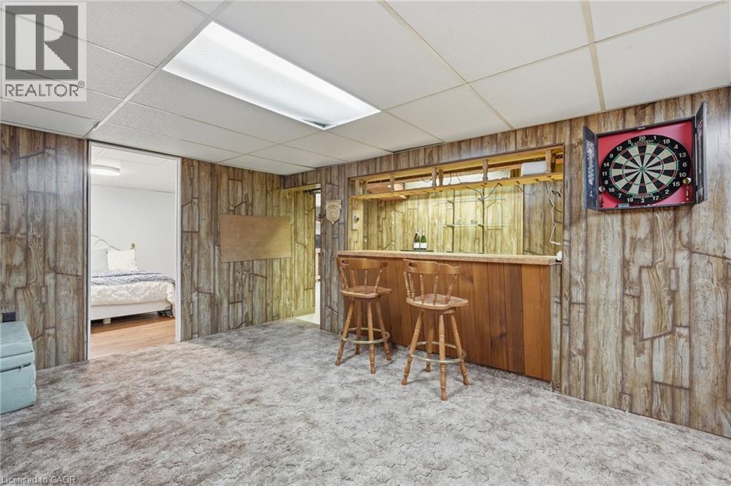 940 Brucedale Avenue E, Hamilton, ON - Indoor