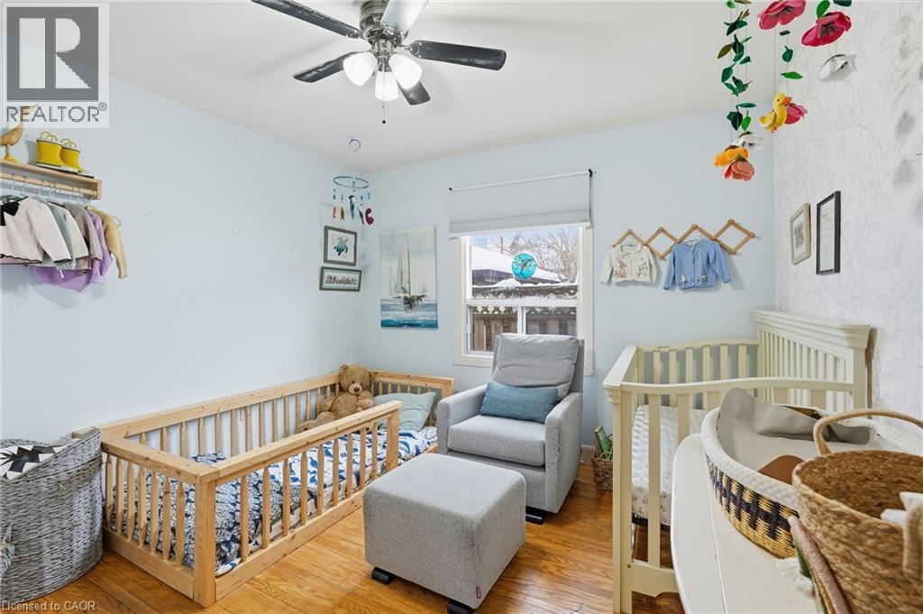 940 Brucedale Avenue E, Hamilton, ON - Indoor