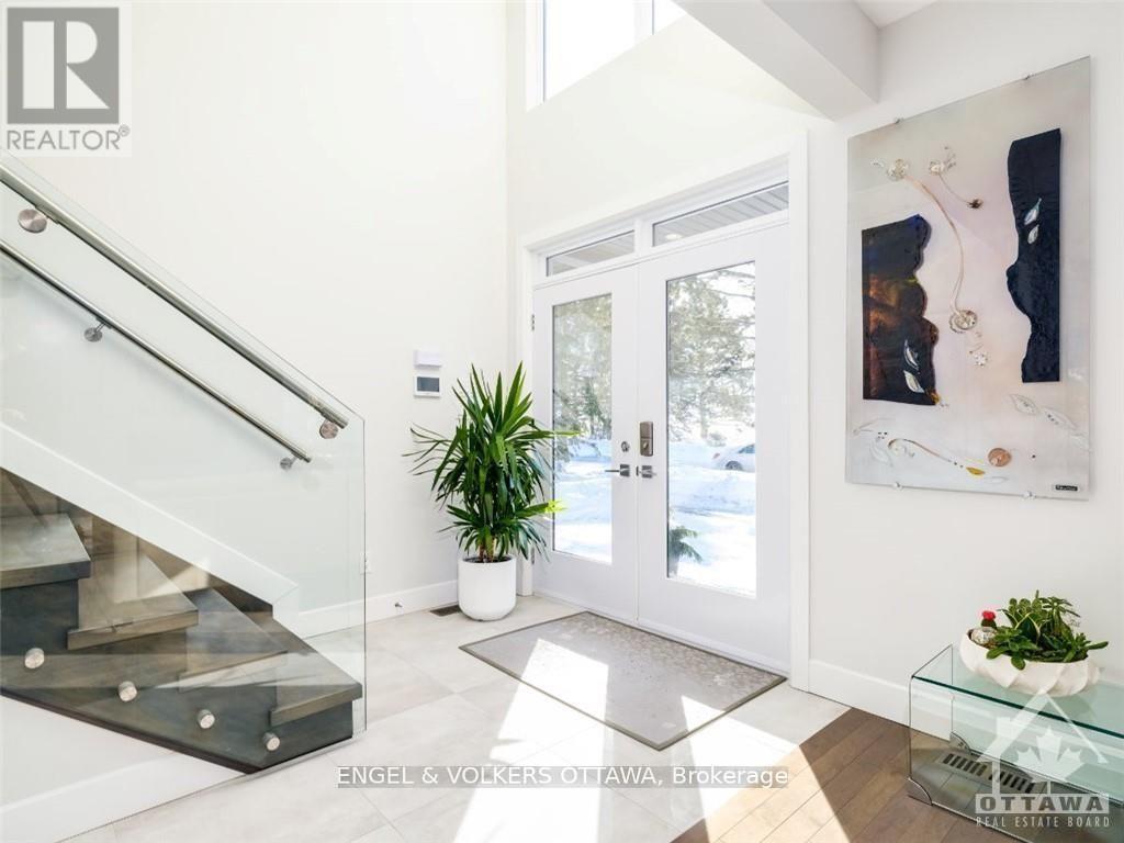 615 Island Park Crescent, Ottawa, ON - Indoor Photo Showing Other Room