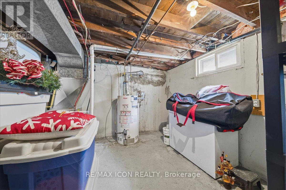 547 Wellington Street N, Kitchener, ON - Indoor Photo Showing Basement