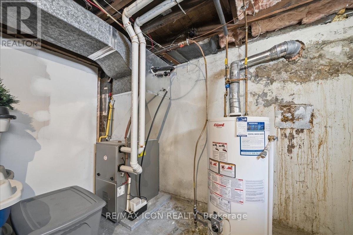 547 Wellington Street N, Kitchener, ON - Indoor Photo Showing Basement