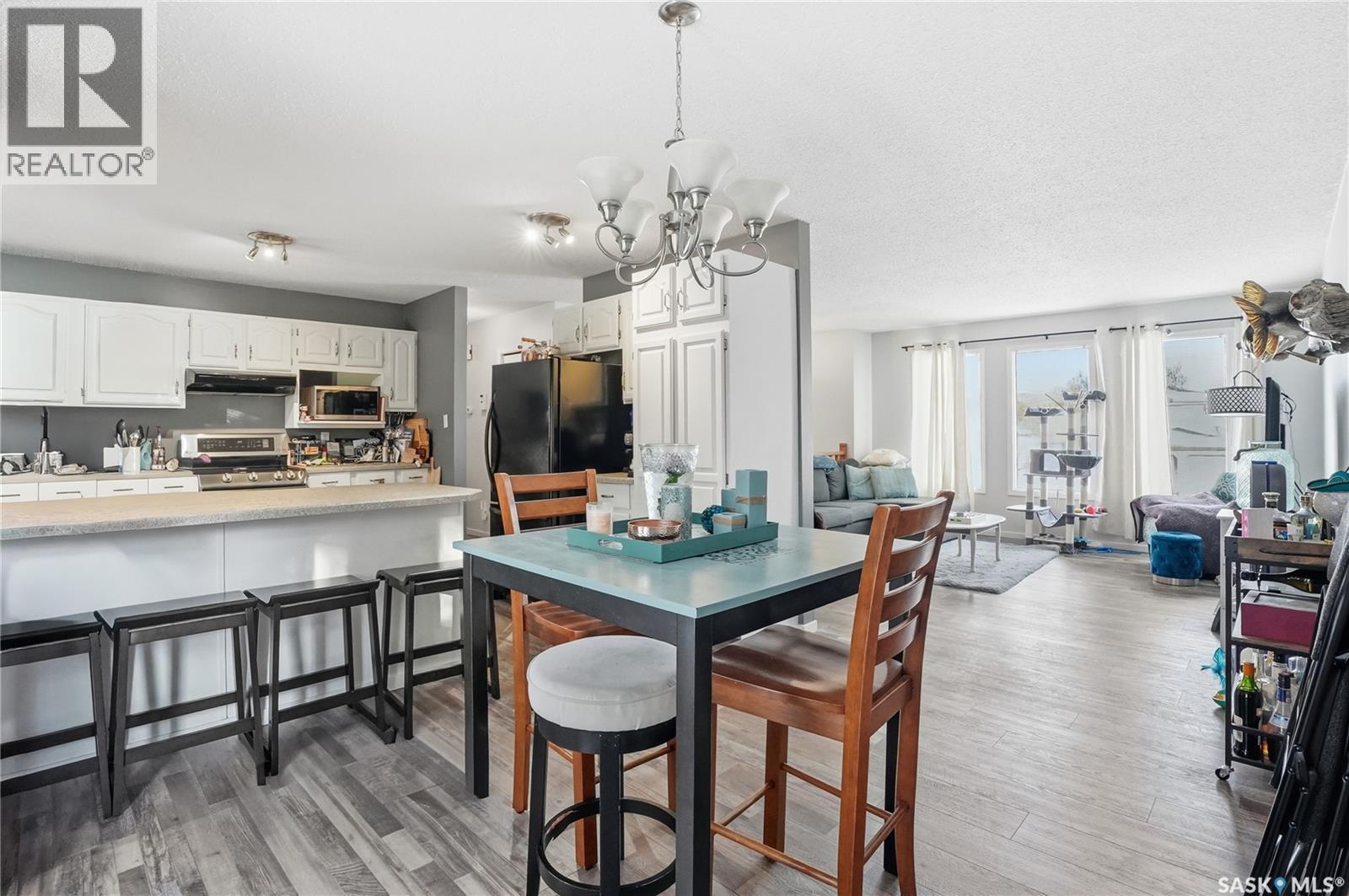 3317 Eagle Crescent, Prince Albert, SK - Indoor Photo Showing Dining Room
