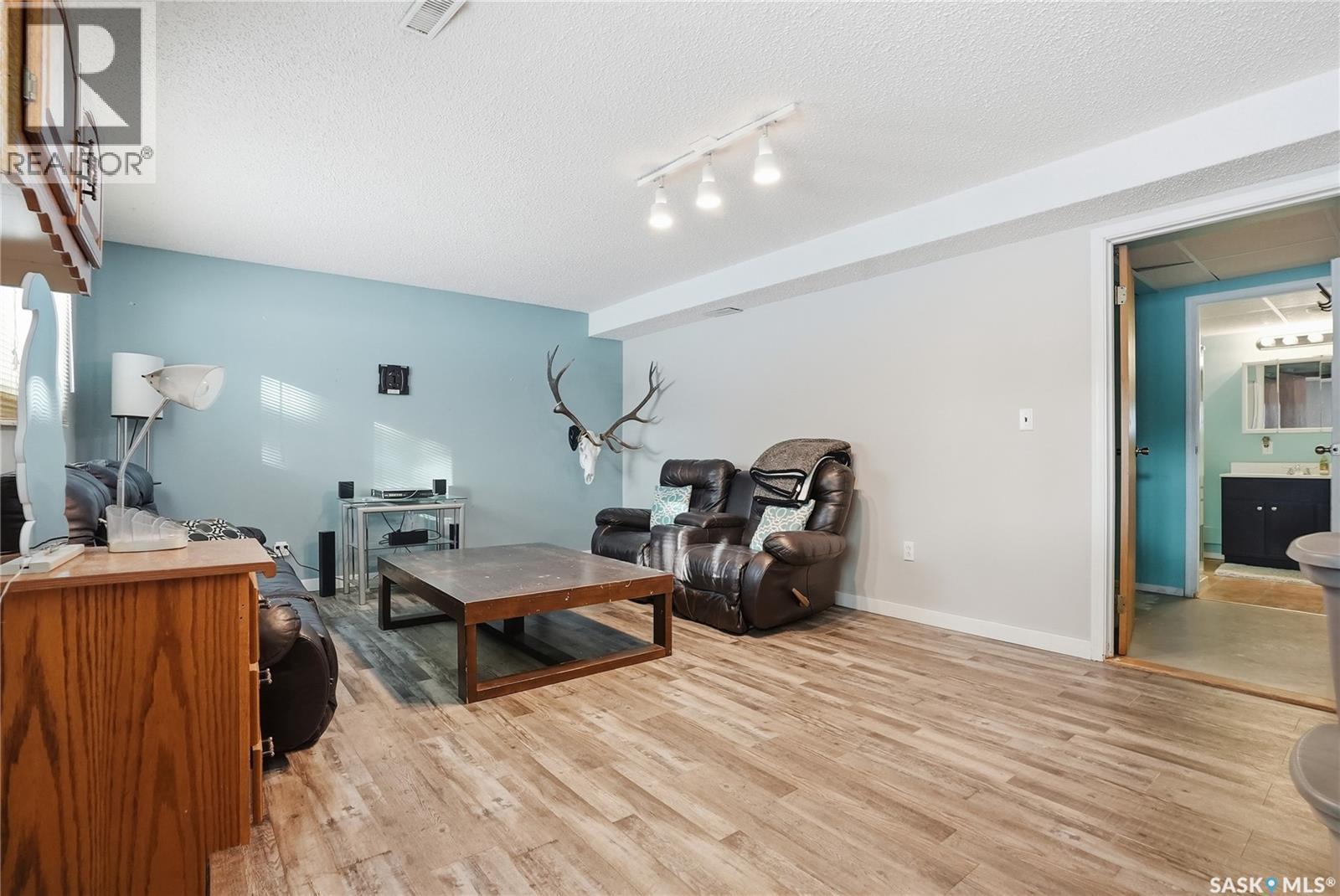 3317 Eagle Crescent, Prince Albert, SK - Indoor