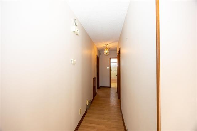 893 Jefferson Ave, Winnipeg, MB