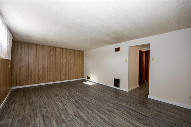 893 Jefferson Ave, Winnipeg, MB