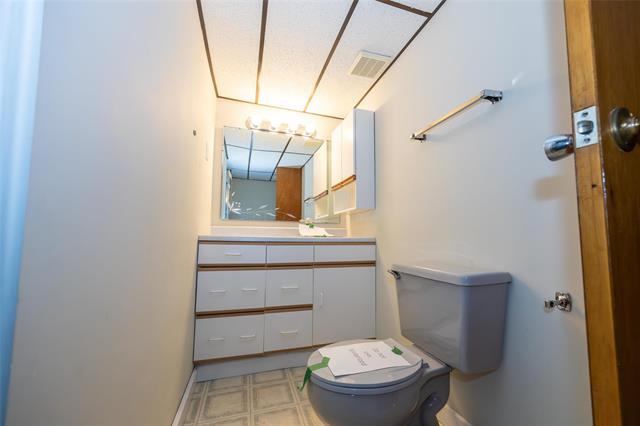 893 Jefferson Ave, Winnipeg, MB