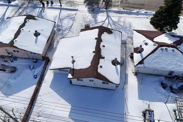 893 Jefferson Ave, Winnipeg, MB