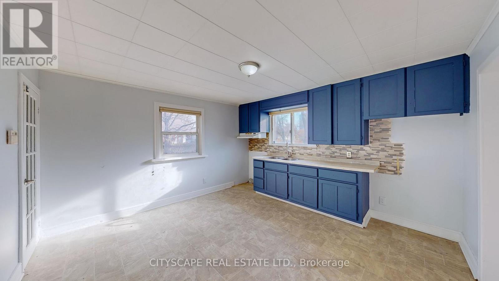 39 Woodward Avenue, Brampton, ON - Indoor Photo Showing Bathroom