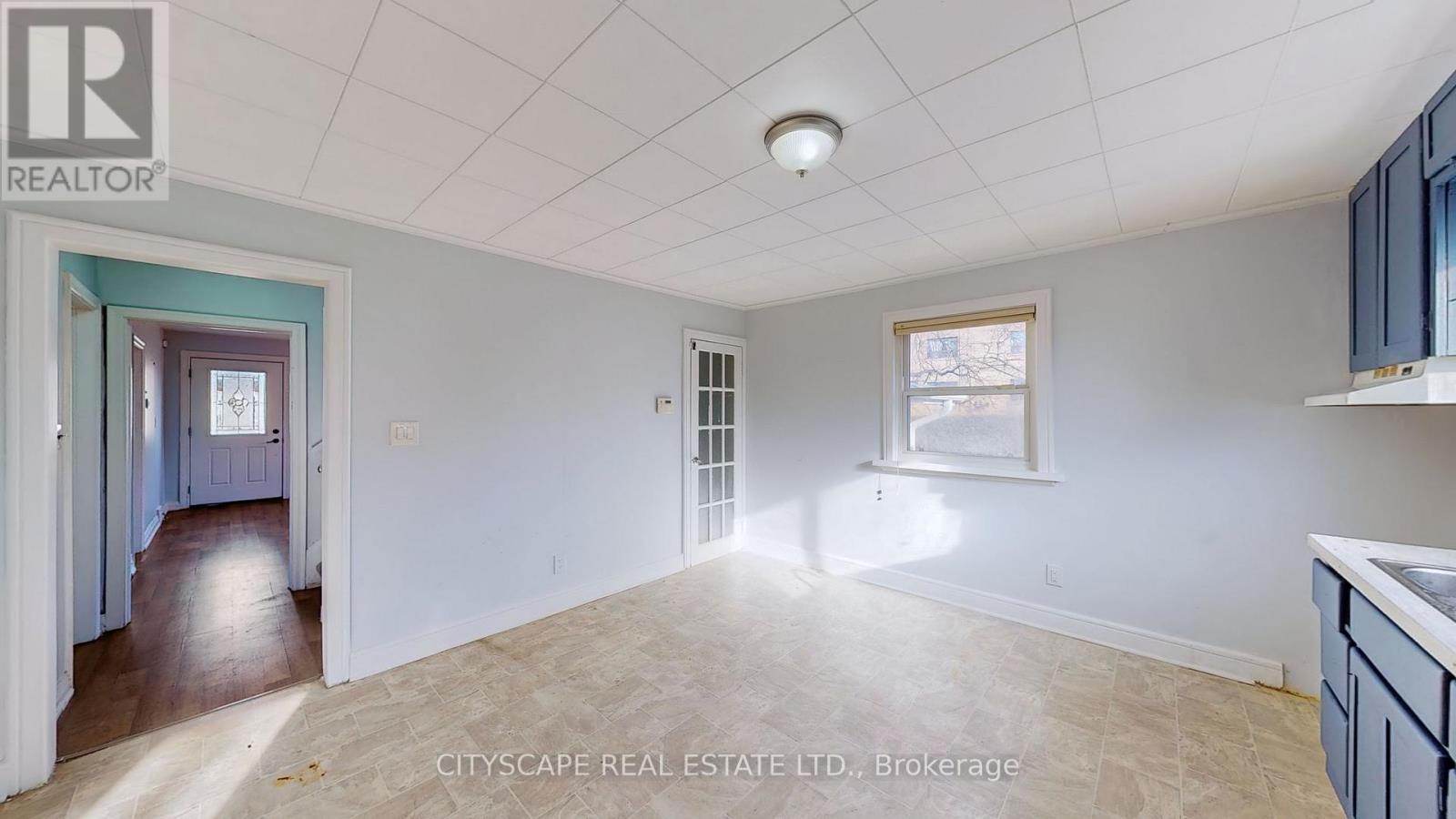39 Woodward Avenue, Brampton, ON - Indoor