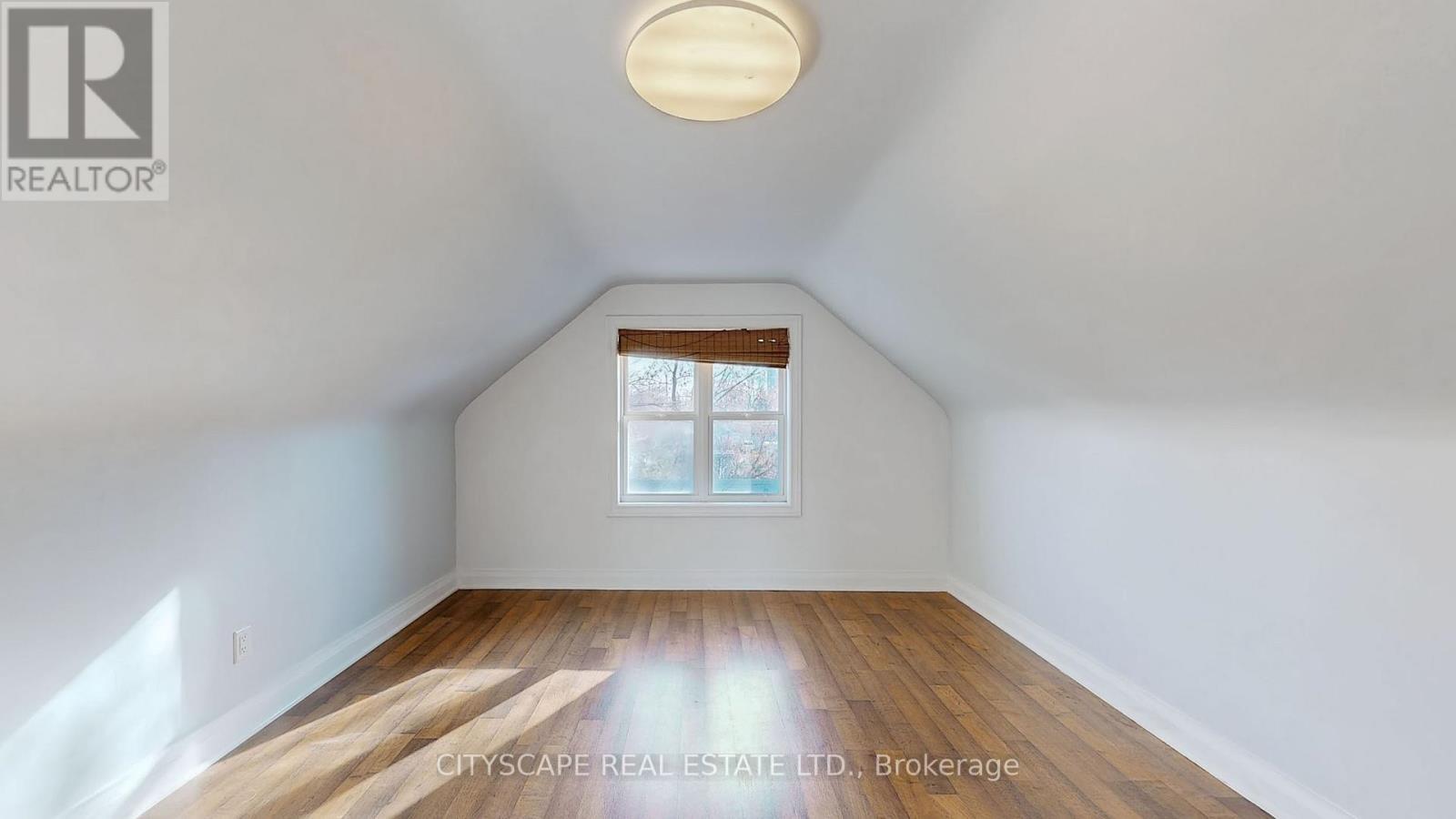 39 Woodward Avenue, Brampton, ON - Indoor Photo Showing Other Room