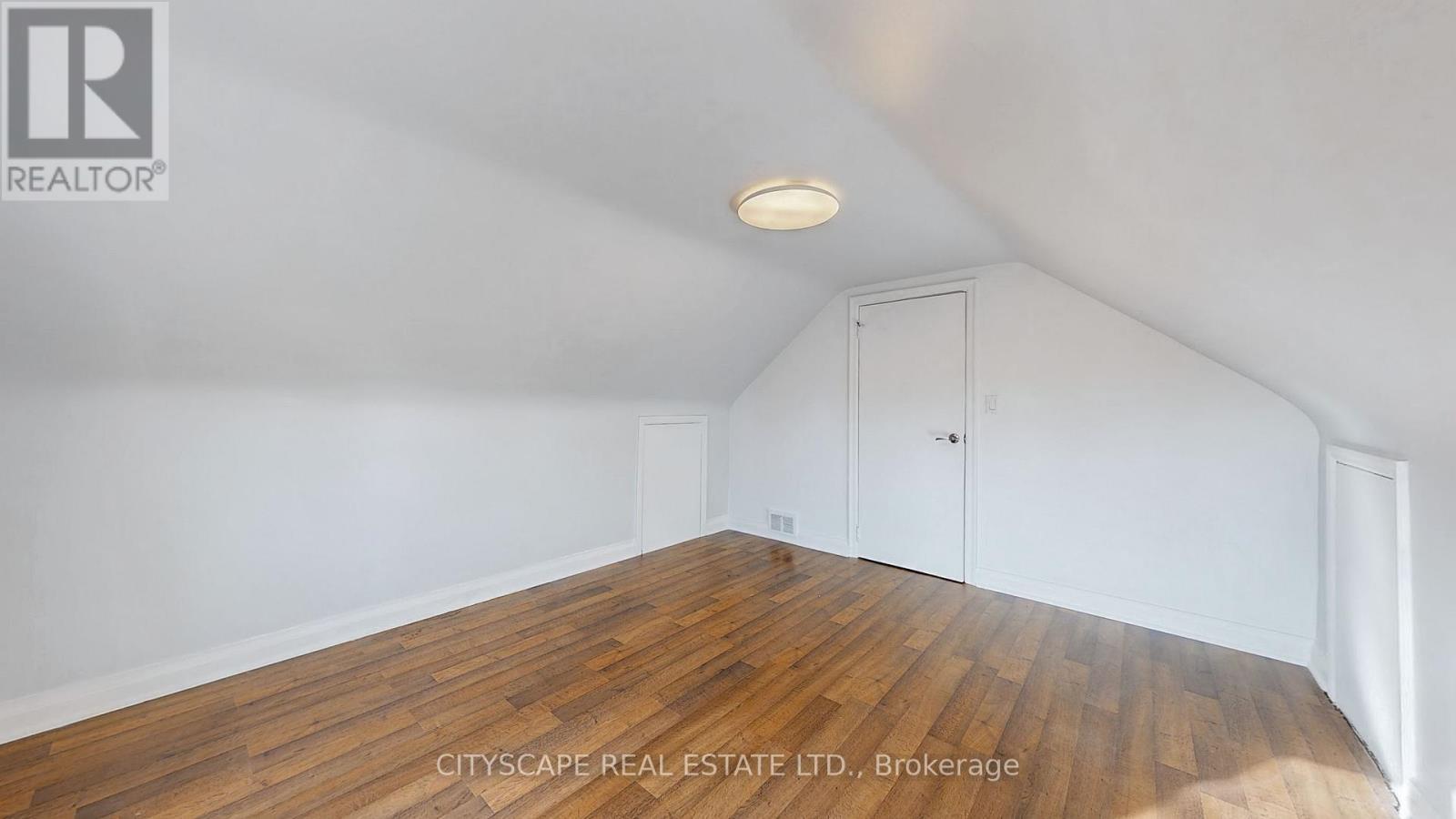39 Woodward Avenue, Brampton, ON - Indoor Photo Showing Other Room