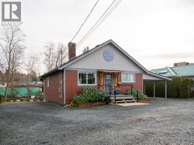 4518 Joyce Ave, Powell River, BC