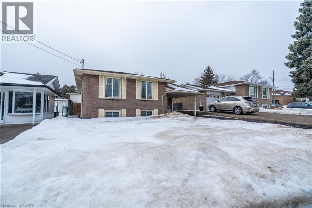 19 Valery Court, Hamilton, ON - Outdoor