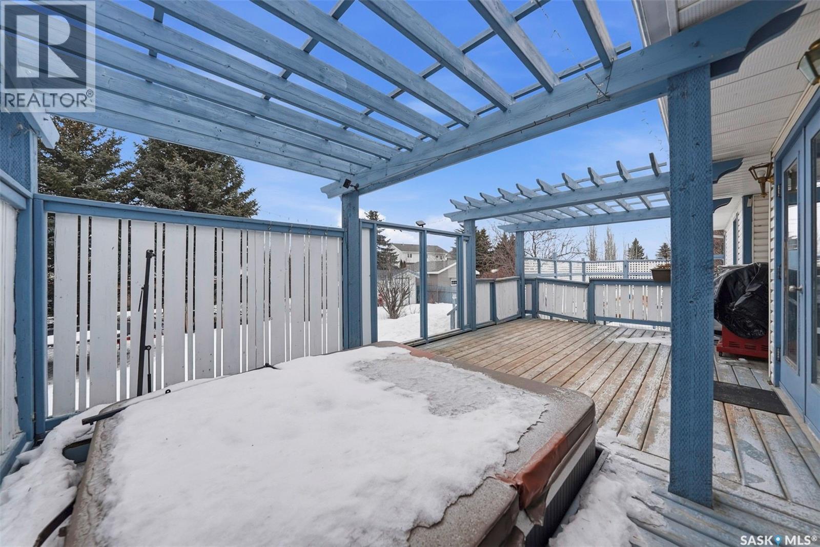 10 Meadows Place, Watrous, SK - Outdoor With Exterior