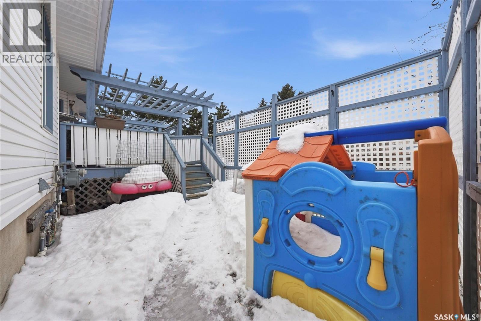 10 Meadows Place, Watrous, SK - Outdoor