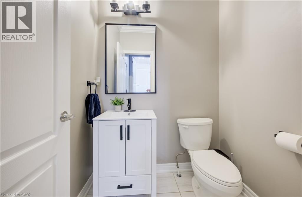 524 Linden Drive, Cambridge, ON - Indoor Photo Showing Bathroom