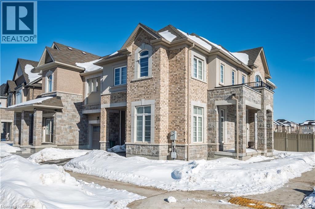 3131 Goodyear Road, Burlington, ON - Outdoor With Facade