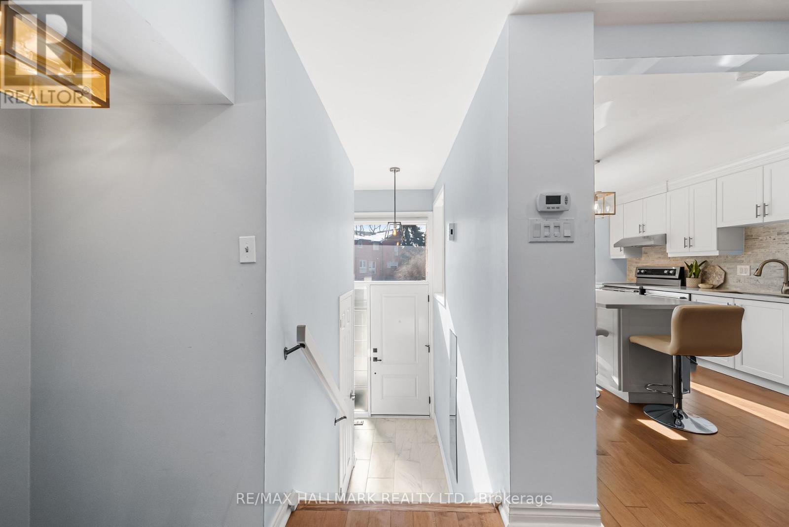 64 Sylvan Valley Way, Toronto, ON - Indoor