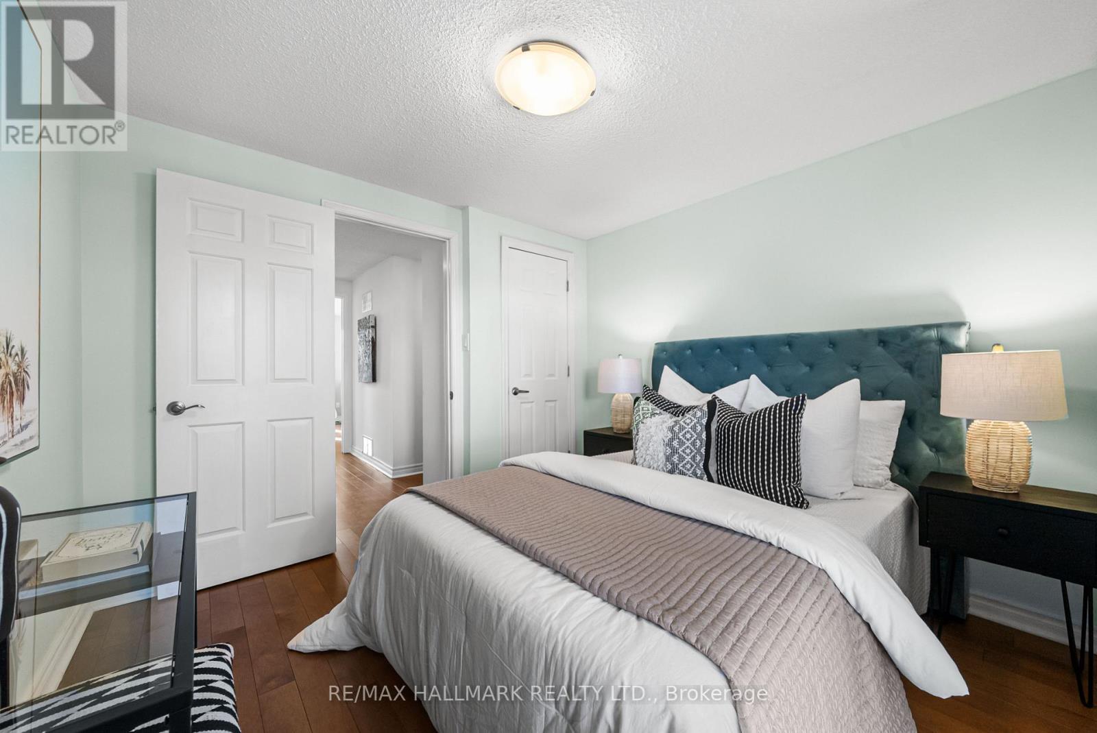 64 Sylvan Valley Way, Toronto, ON - Indoor Photo Showing Bedroom