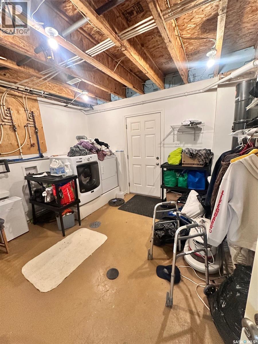 506 2Nd Avenue Place, Radisson, SK - Indoor Photo Showing Basement