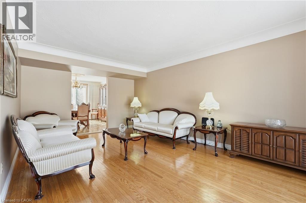 383 Scenic Drive, Hamilton, ON - Indoor