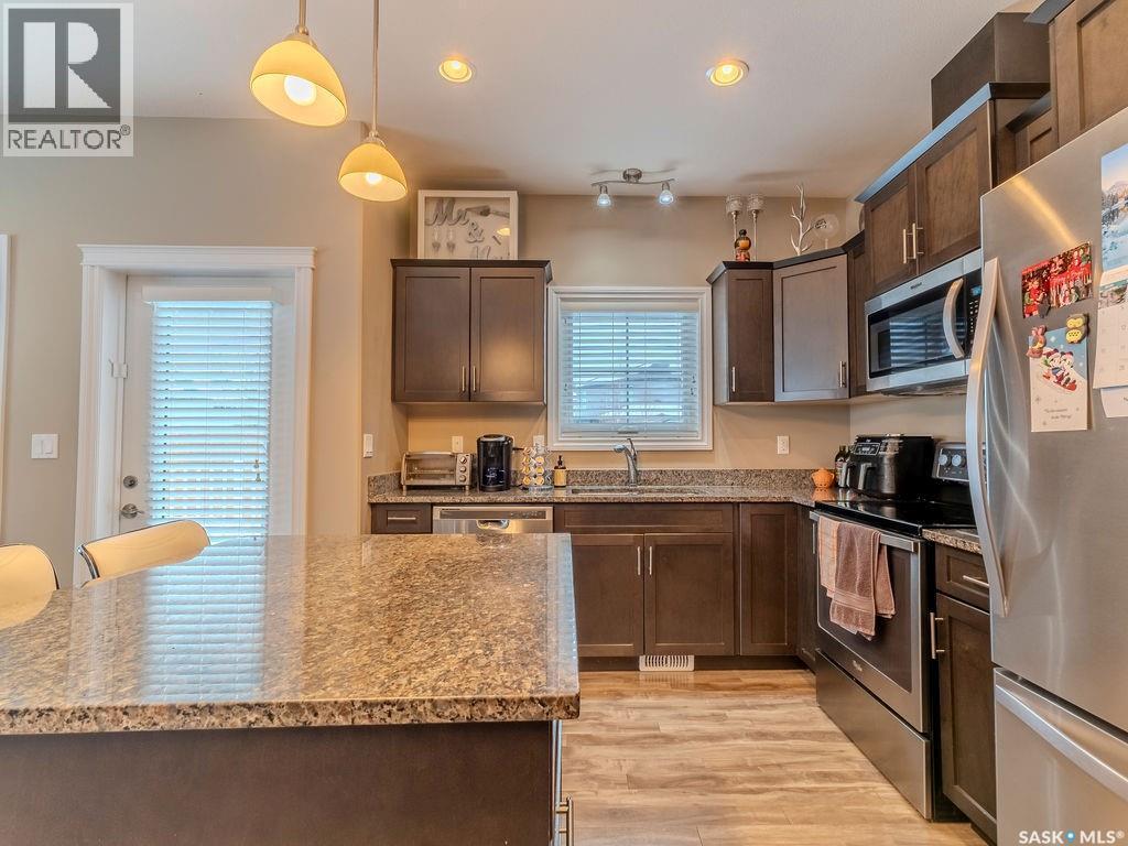 311 115 Salloum Crescent, Saskatoon, SK - Indoor Photo Showing Kitchen