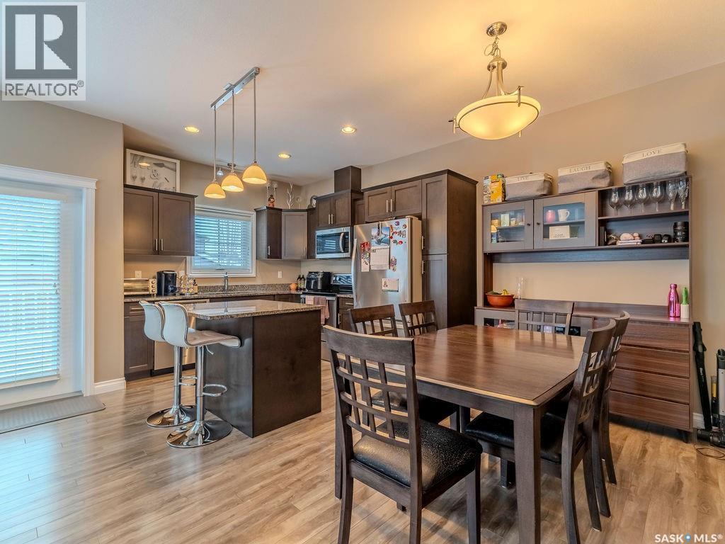 311 115 Salloum Crescent, Saskatoon, SK - Indoor Photo Showing Dining Room