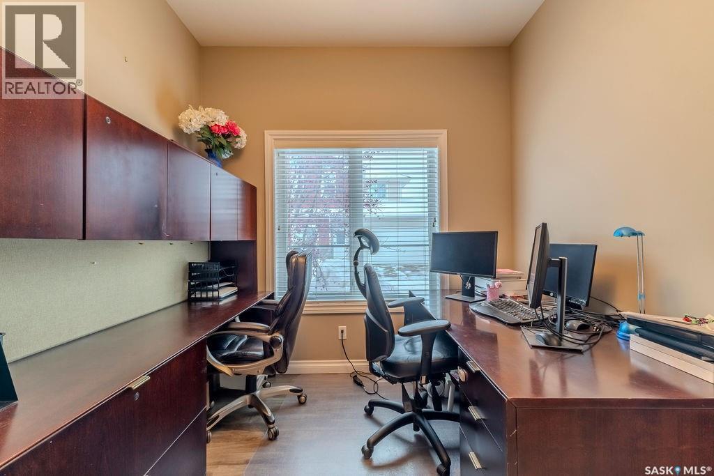 311 115 Salloum Crescent, Saskatoon, SK - Indoor Photo Showing Office