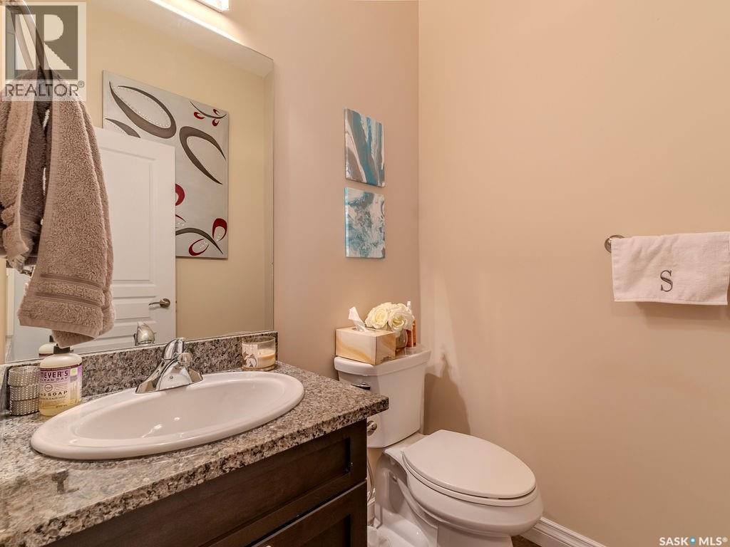 311 115 Salloum Crescent, Saskatoon, SK - Indoor Photo Showing Bathroom