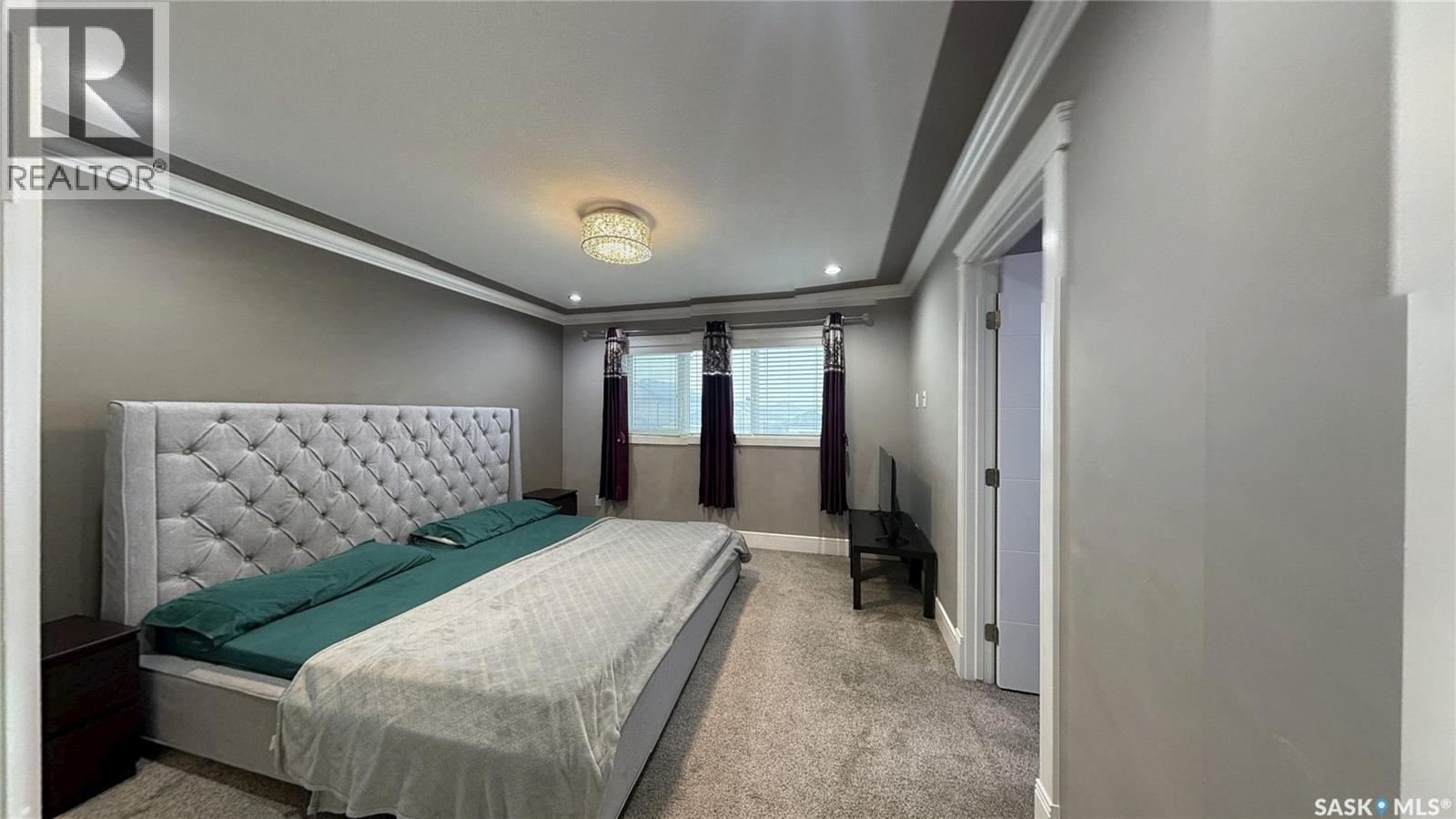 414 Ells Way, Saskatoon, SK - Indoor Photo Showing Bedroom