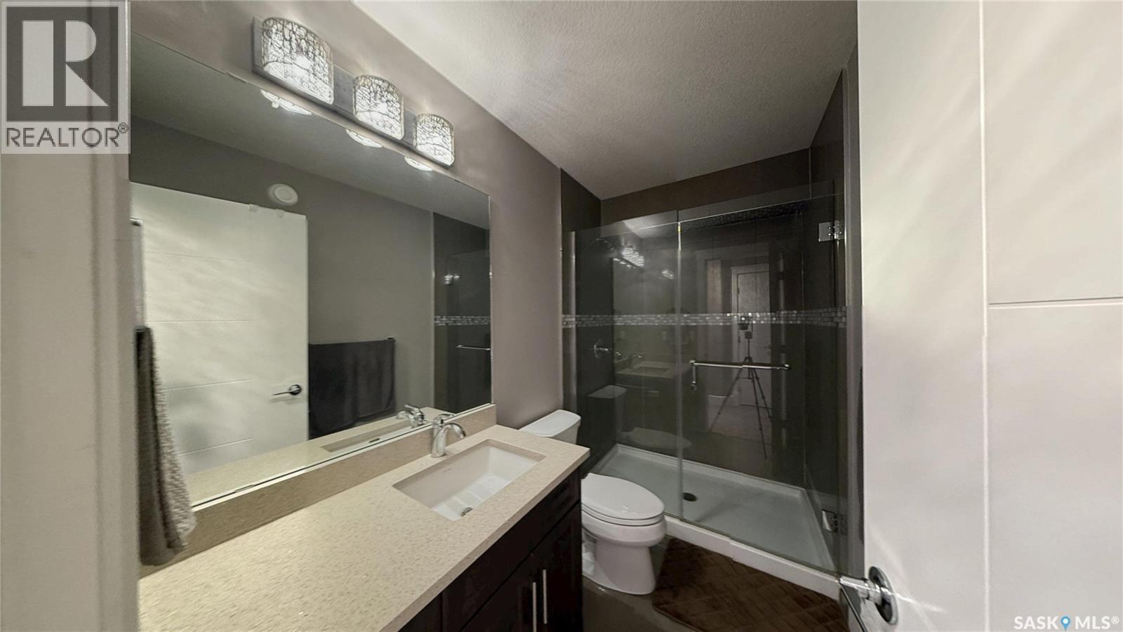 414 Ells Way, Saskatoon, SK - Indoor Photo Showing Bathroom