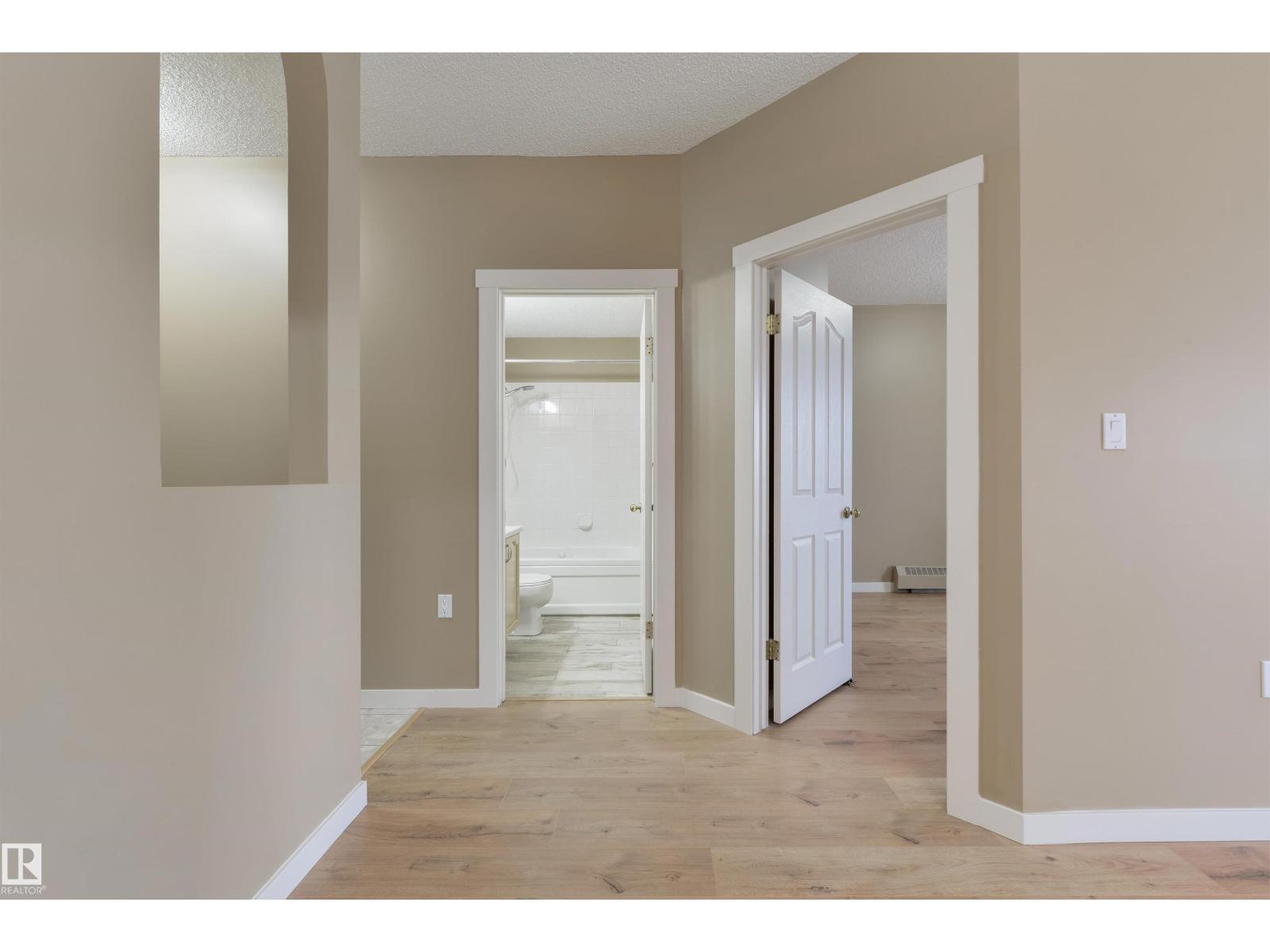 #232 15499 Castle Downs Rd Nw, Edmonton, AB - Indoor Photo Showing Other Room