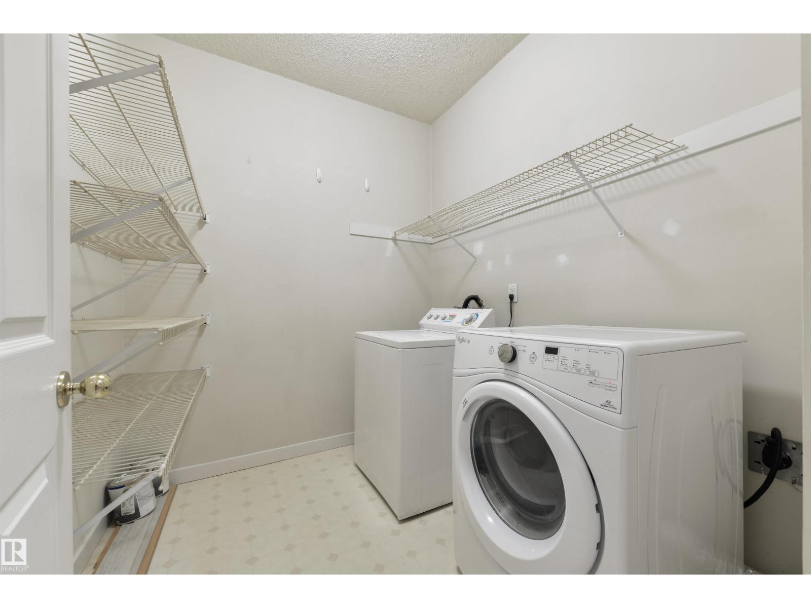 #232 15499 Castle Downs Rd Nw, Edmonton, AB - Indoor Photo Showing Laundry Room