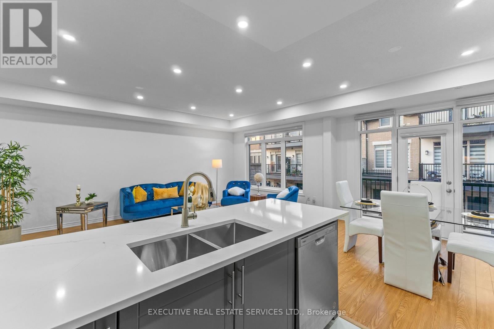 13 Ormand Terrace, Caledon, ON - Indoor Photo Showing Kitchen With Double Sink