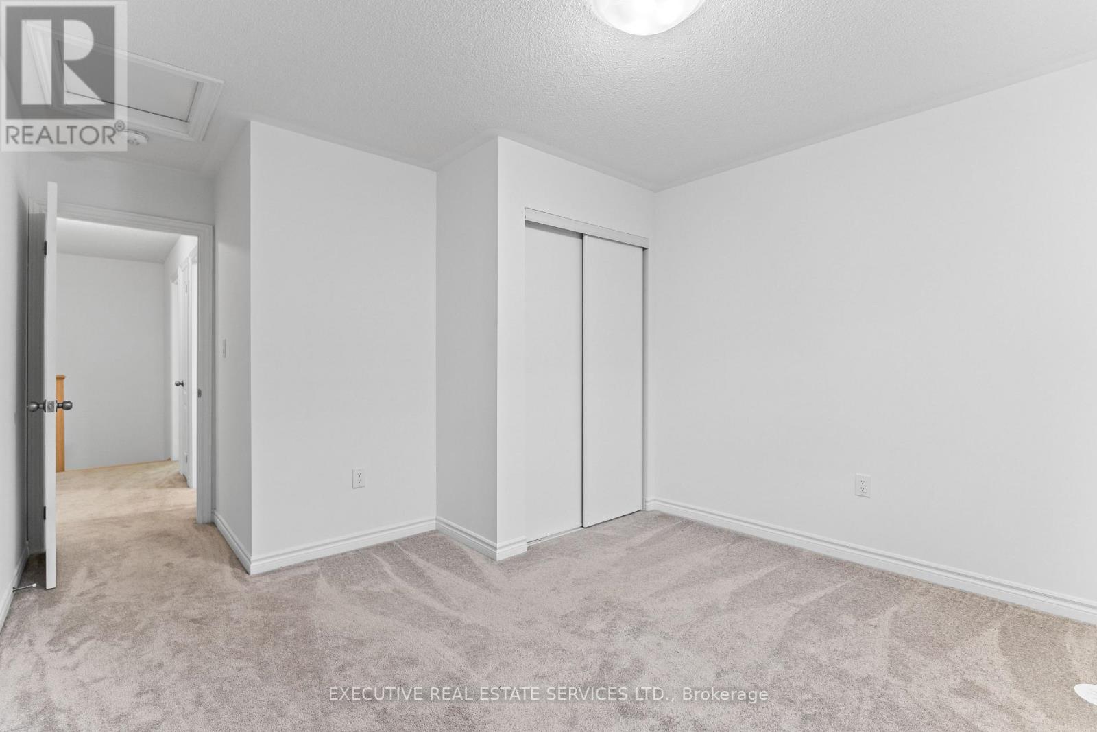 13 Ormand Terrace, Caledon, ON - Indoor Photo Showing Other Room