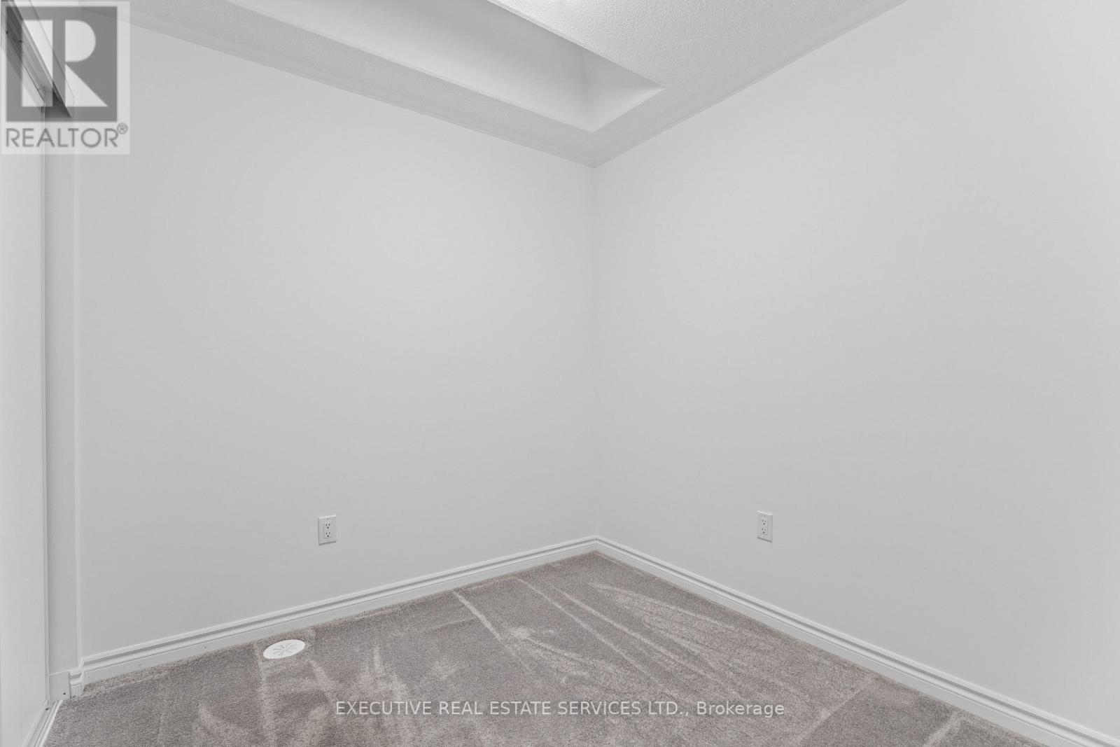 13 Ormand Terrace, Caledon, ON - Indoor Photo Showing Other Room