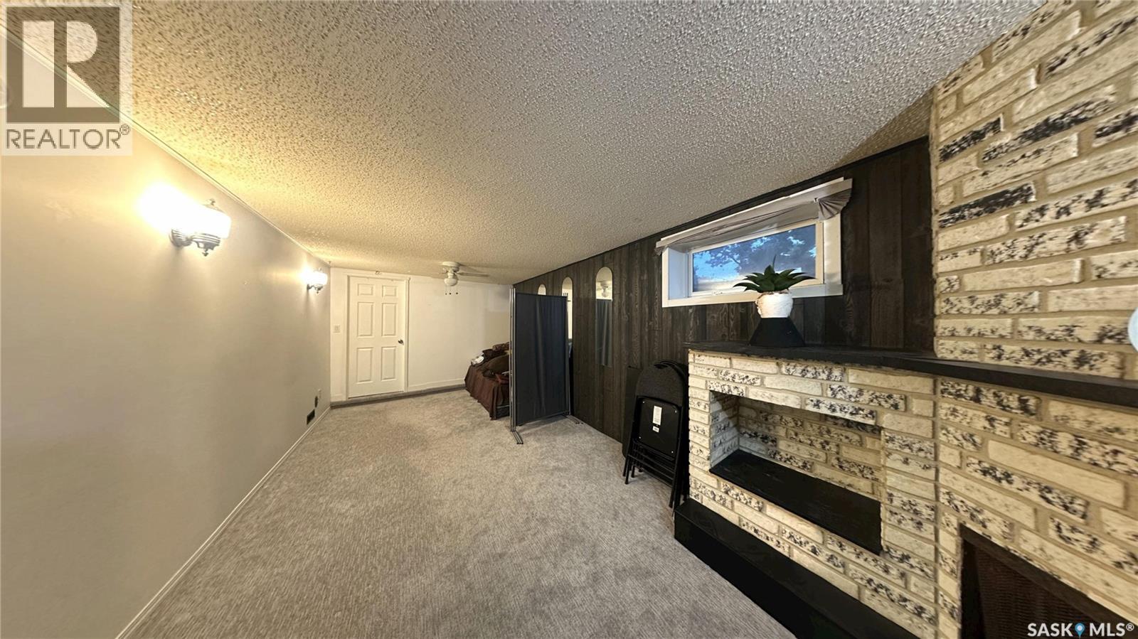 41 Cartier Crescent, Saskatoon, SK - Indoor Photo Showing Other Room