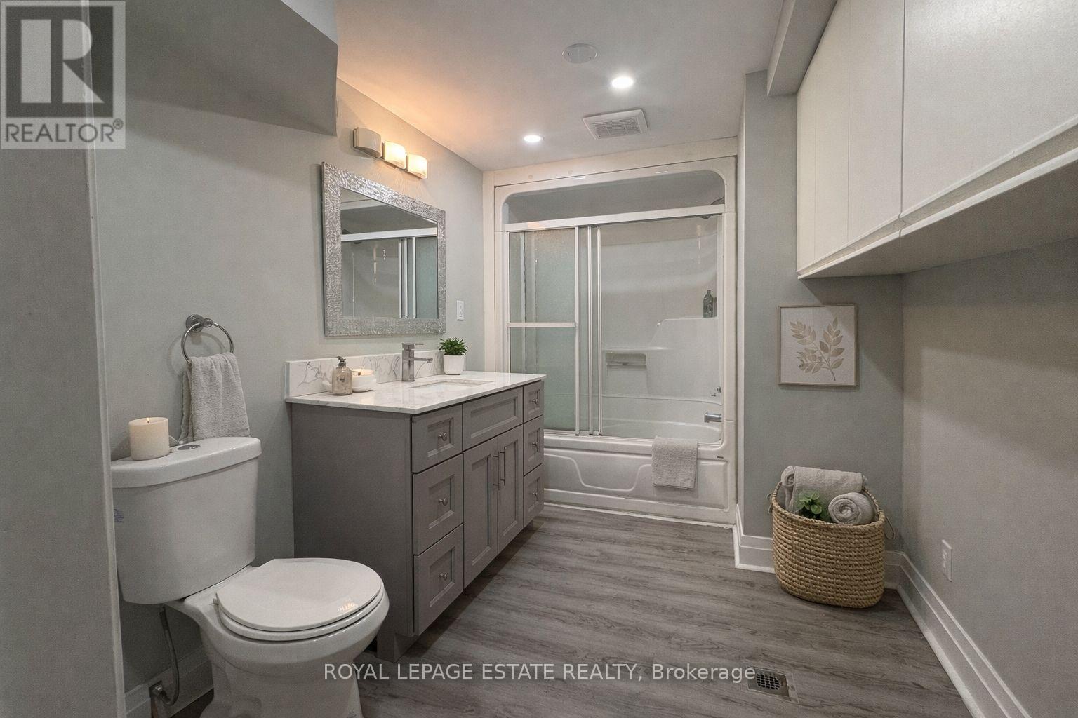 Virtually staged to show potential - 253 Michael Boulevard, Whitby, ON - Indoor Photo Showing Bathroom