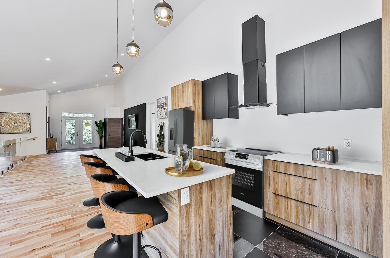 Kitchen - 750 5E Rang, Sainte-Julienne, QC - Indoor Photo Showing Kitchen With Double Sink With Upgraded Kitchen