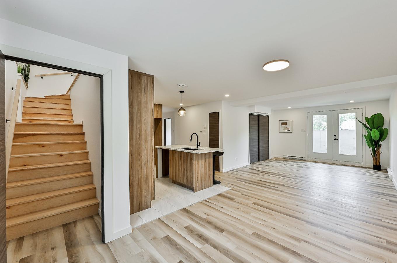 Intergenerational - 750 5E Rang, Sainte-Julienne, QC - Indoor Photo Showing Other Room