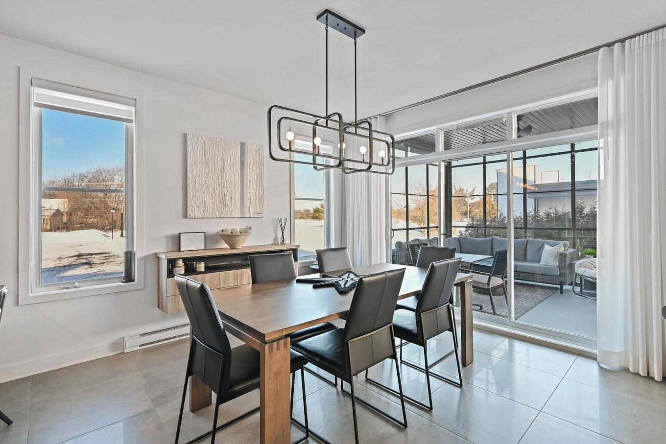 Salle à manger - 204-331 Av. De Venise O., Venise-En-Québec, QC - Indoor Photo Showing Dining Room