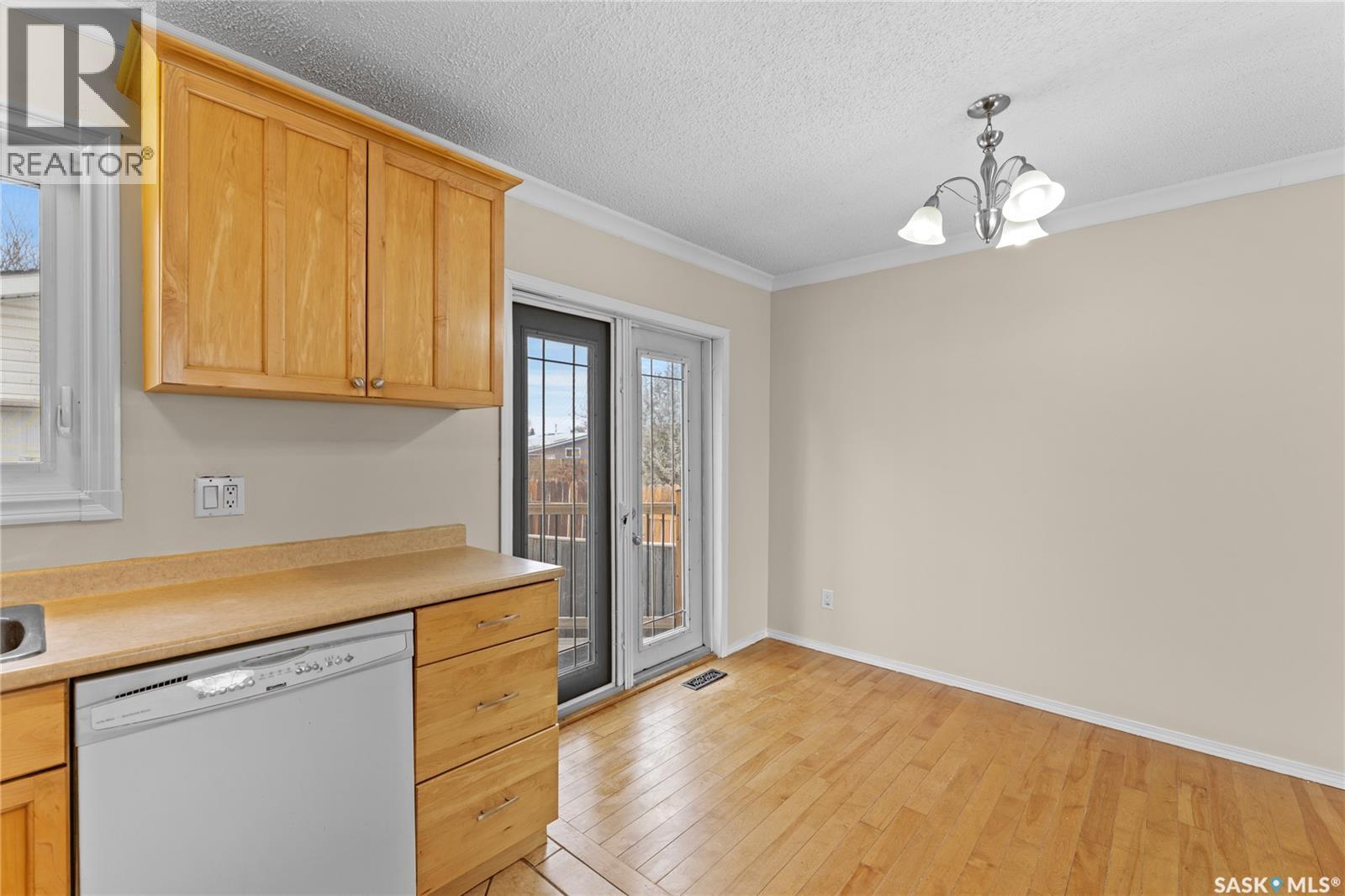 3618 Fairlight Drive, Saskatoon, SK - Indoor Photo Showing Other Room