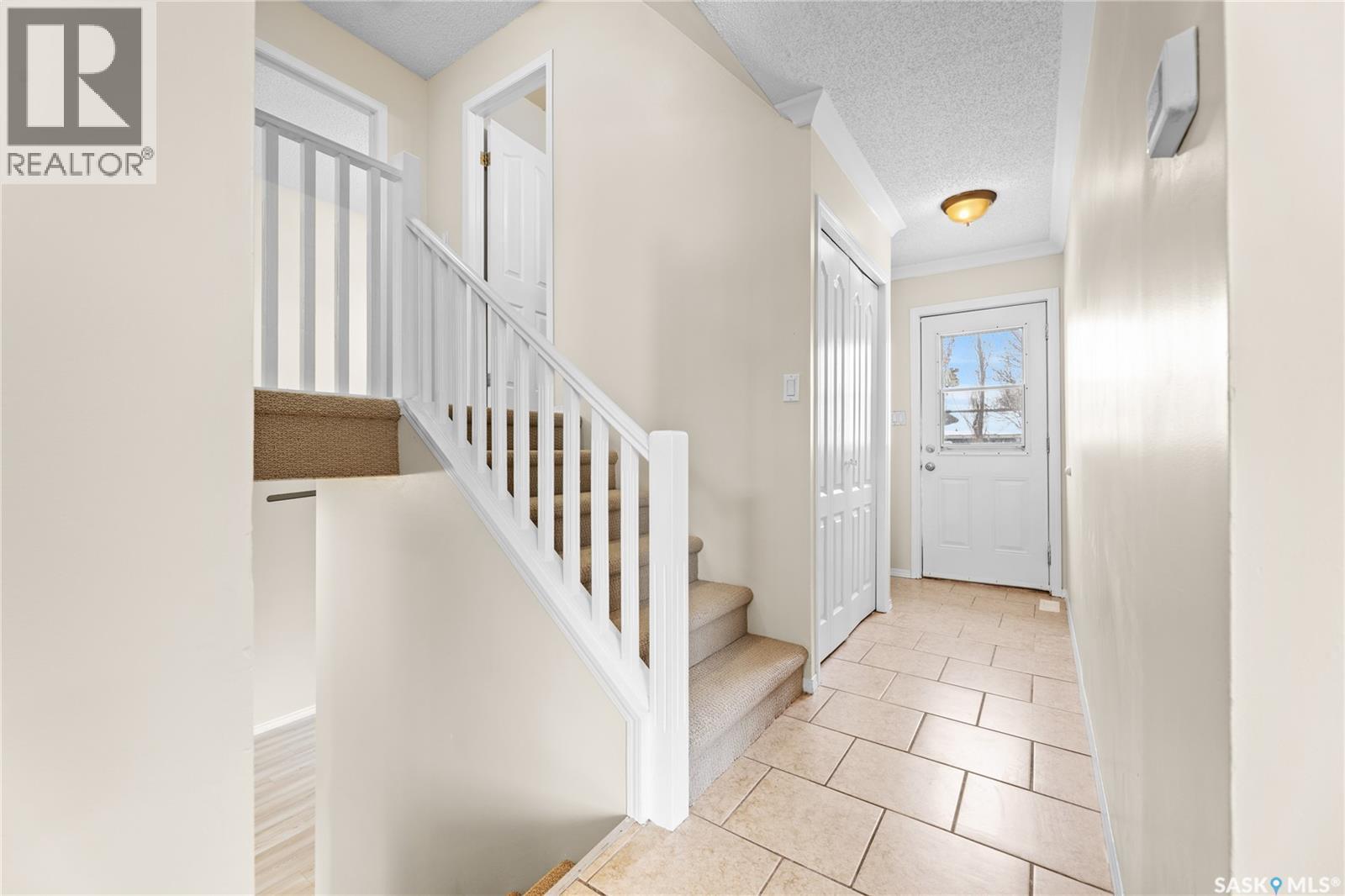 3618 Fairlight Drive, Saskatoon, SK - Indoor Photo Showing Other Room