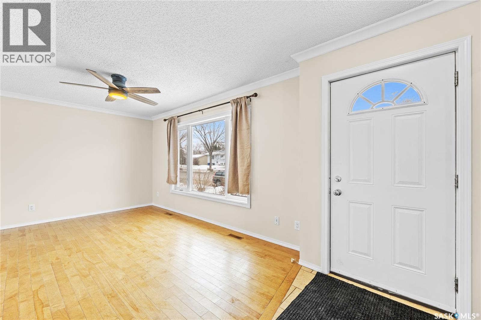 3618 Fairlight Drive, Saskatoon, SK - Indoor Photo Showing Other Room