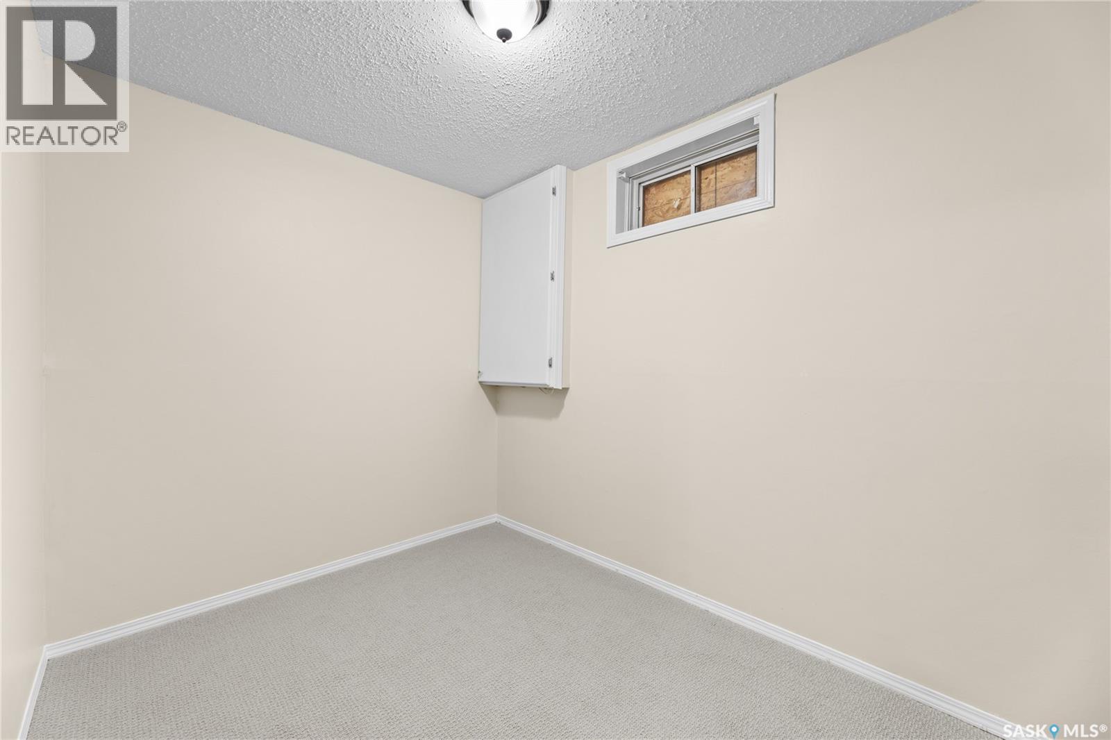 3618 Fairlight Drive, Saskatoon, SK - Indoor Photo Showing Other Room