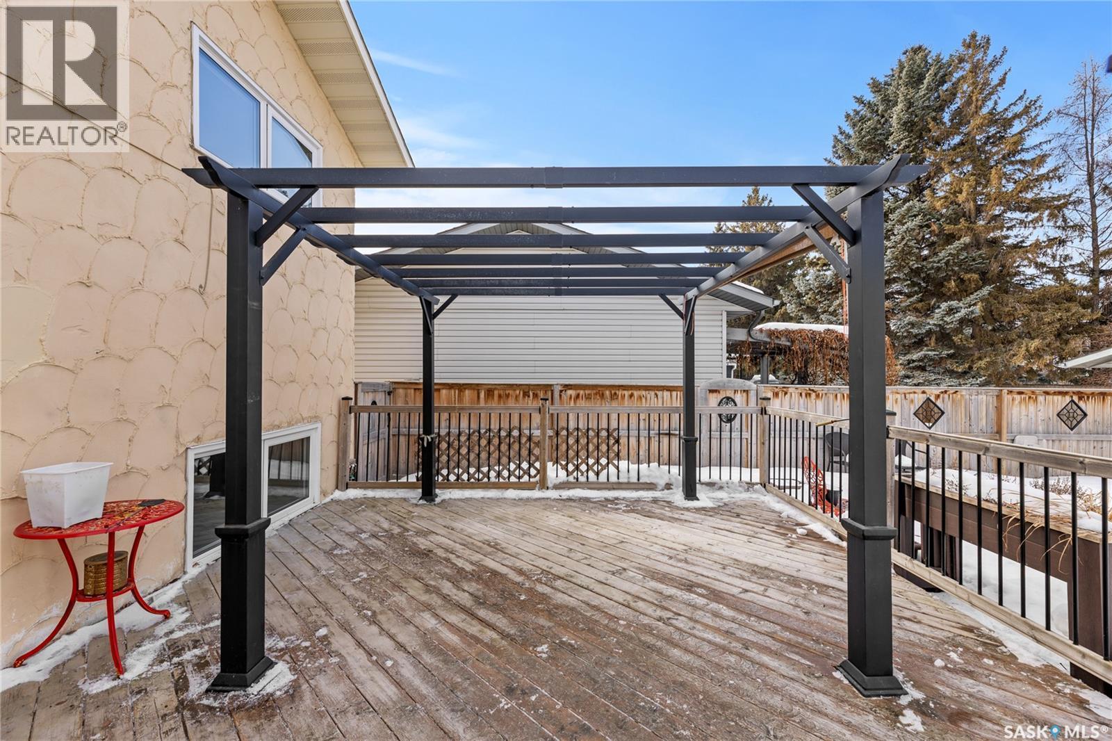 3618 Fairlight Drive, Saskatoon, SK - Outdoor With Deck Patio Veranda With Exterior