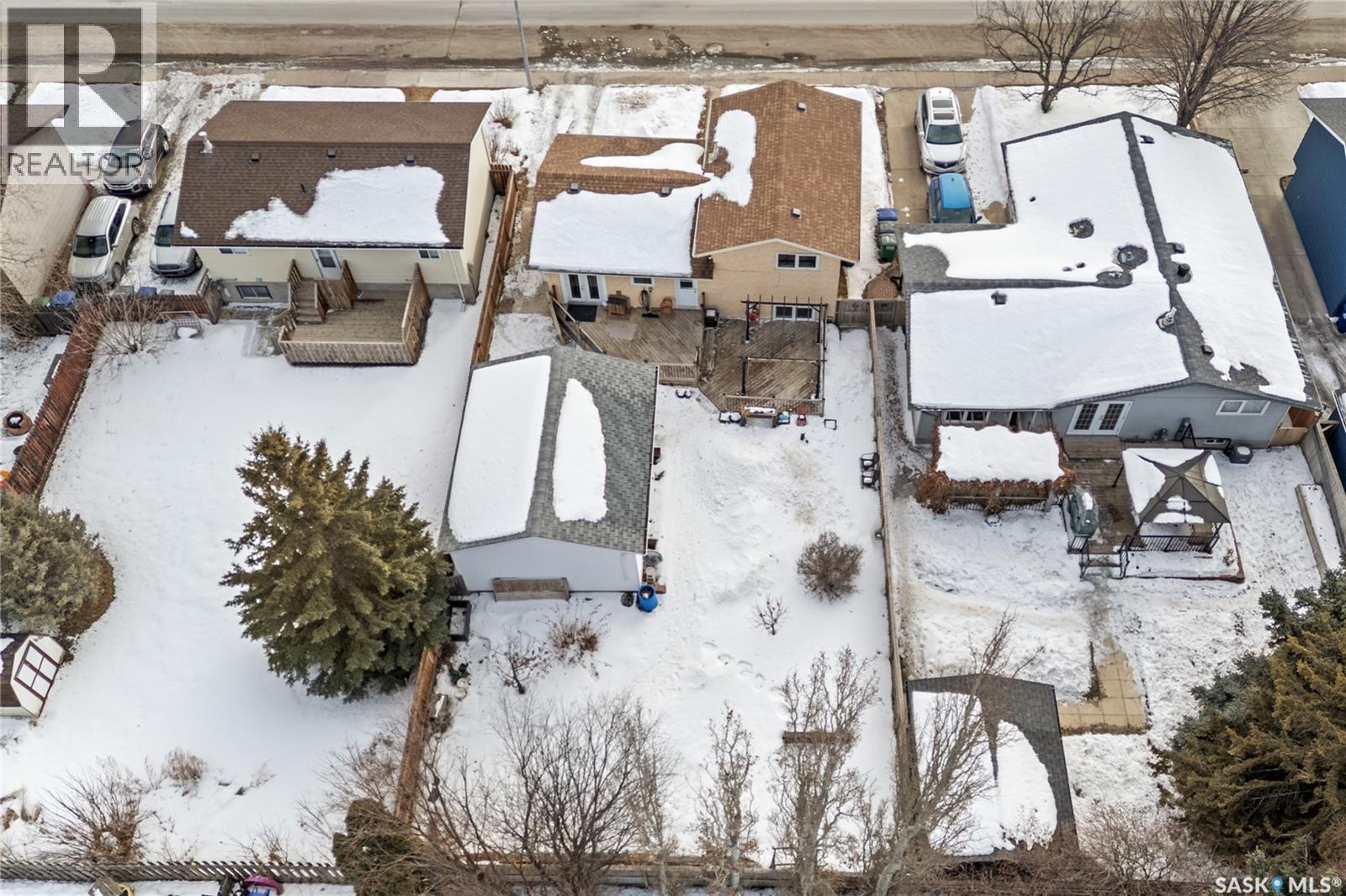3618 Fairlight Drive, Saskatoon, SK - Outdoor