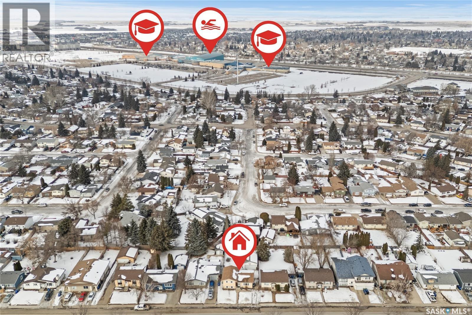 3618 Fairlight Drive, Saskatoon, SK - Outdoor With View